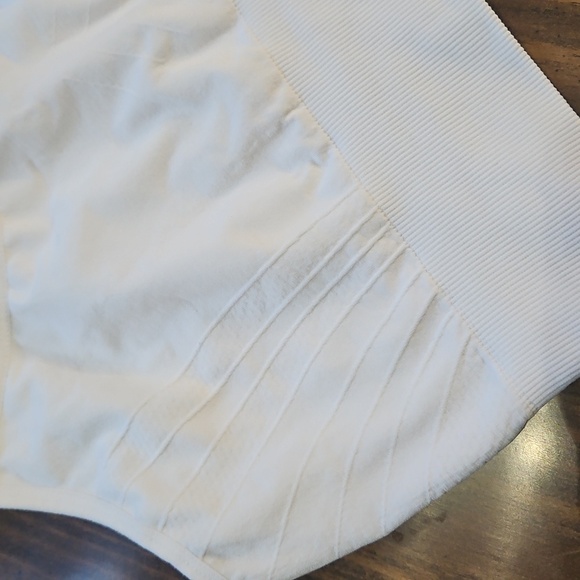 Pro Fit Sports Bra - Picture 6 of 6